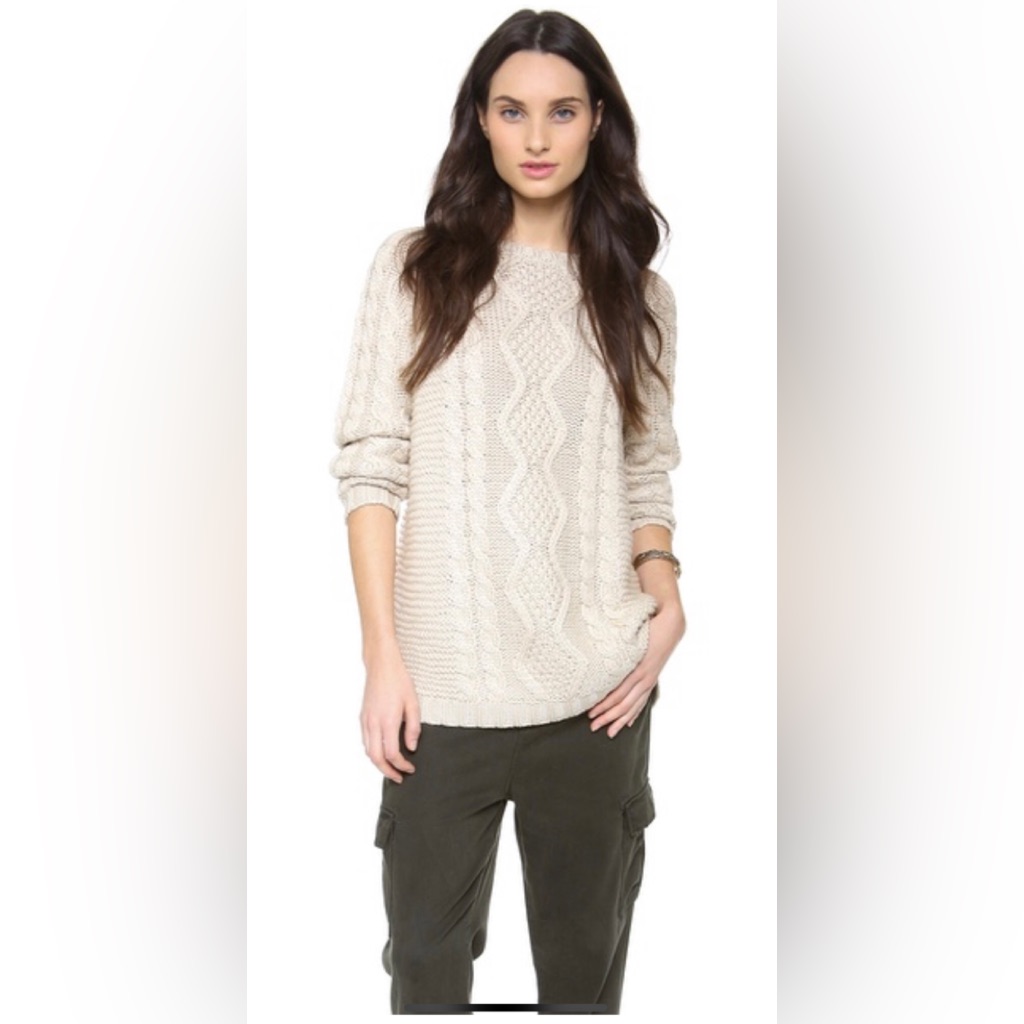 Ami Dans La Rue Cable Knit Sweater